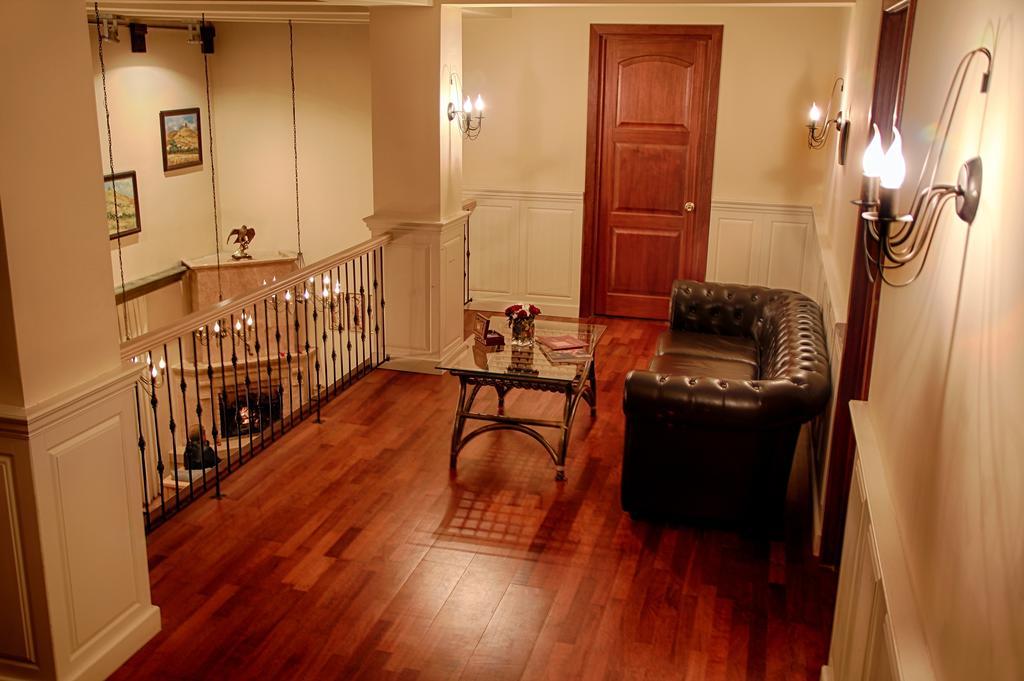 Tsaghkunq Guest House セヴァン 部屋 写真