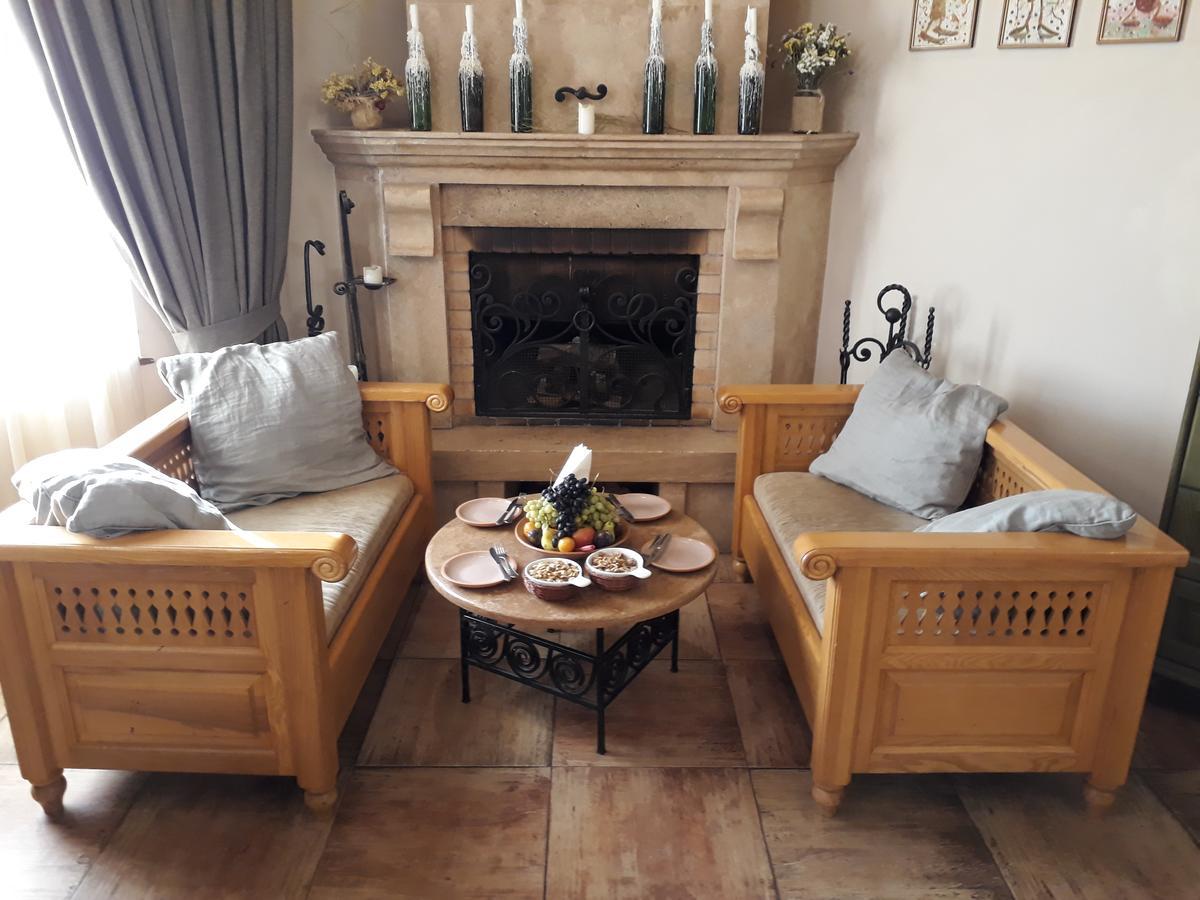 Tsaghkunq Guest House セヴァン エクステリア 写真
